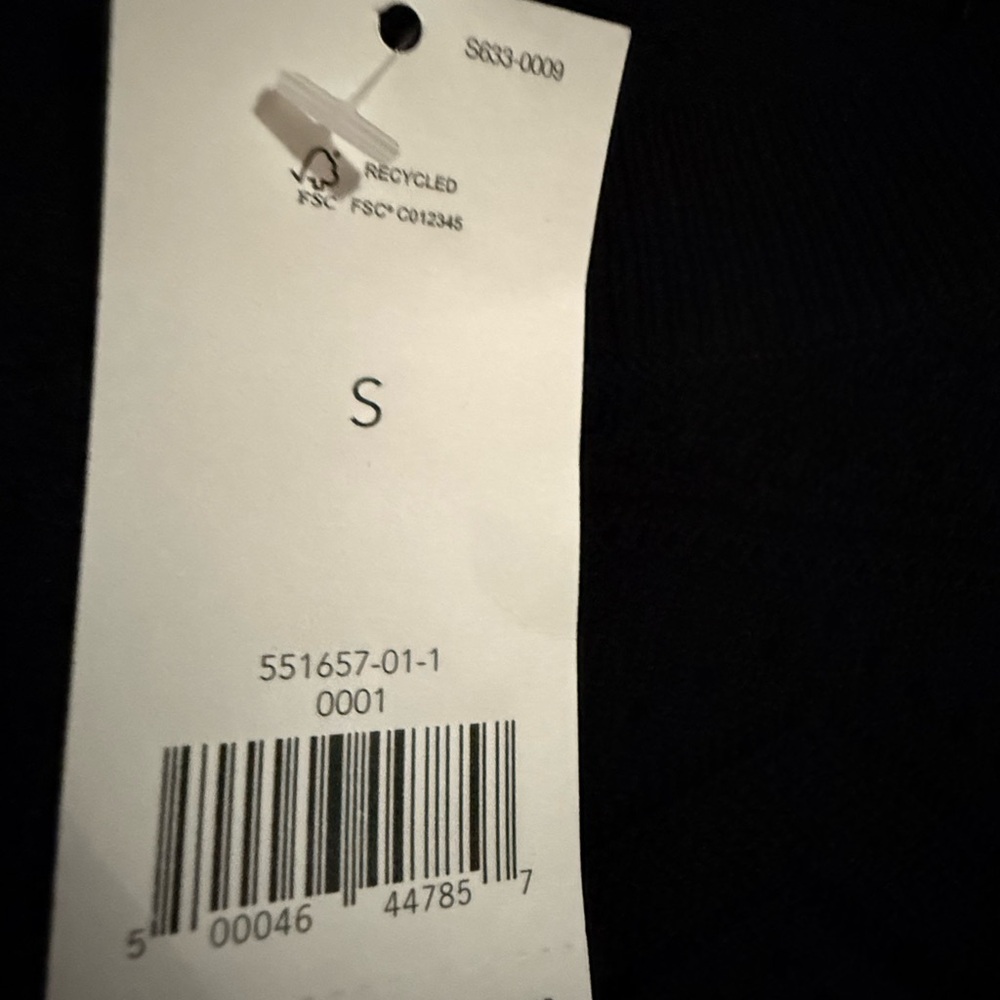 NEW Black Banana Republic Sheer Pattern Sweater Small NWT  LIGHT WEIGHT - Picture 4 of 9